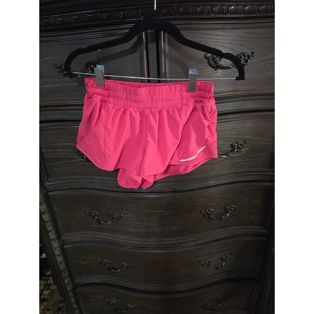 Lululemon Hotty Hot Low-Rise Lined Short 2.5 Pink LW7AW9R Size 6